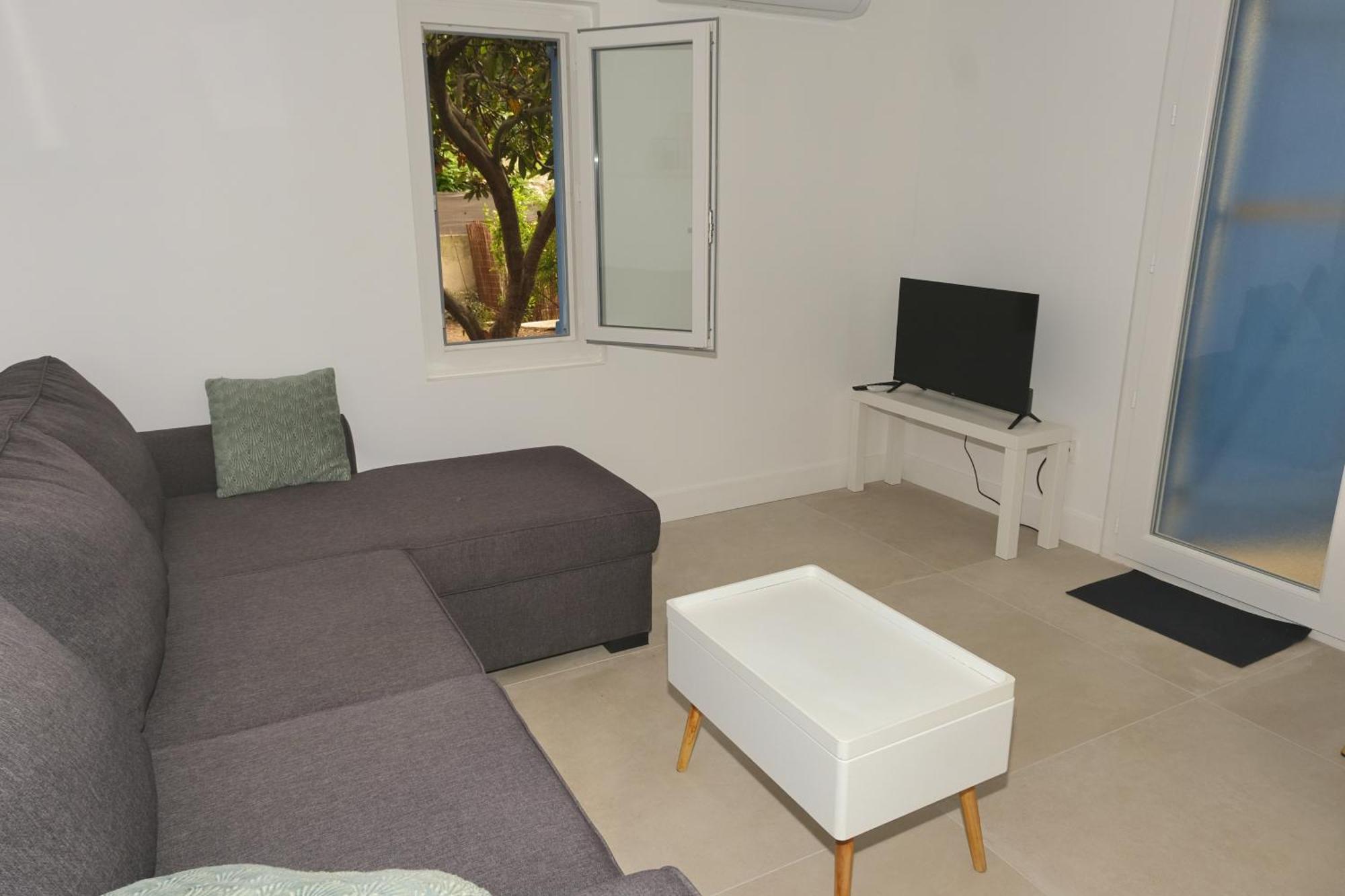 Studio Independant Avec Jardin Bouc-Bel-Air Zewnętrze zdjęcie